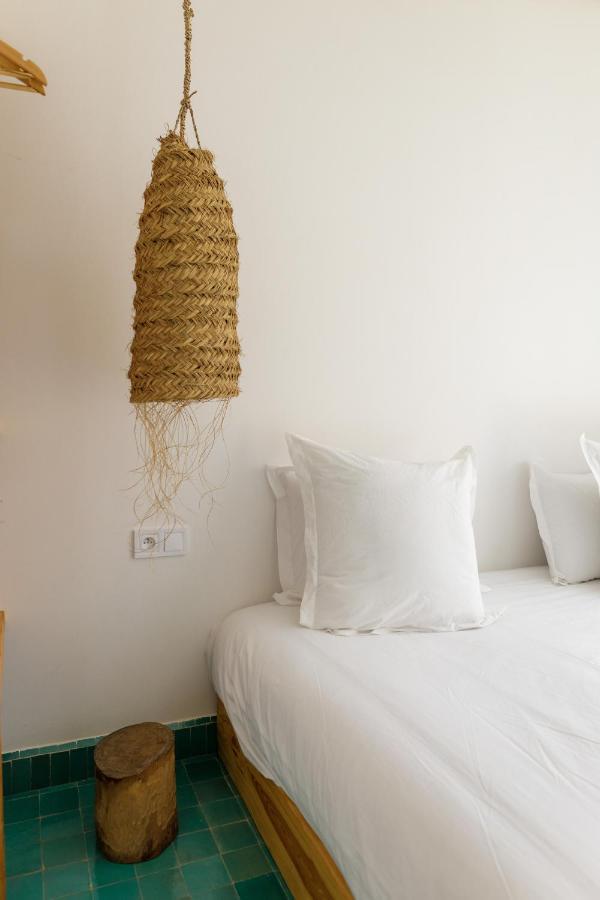 Blue Waves Boutique Hostel Tamraght Dış mekan fotoğraf