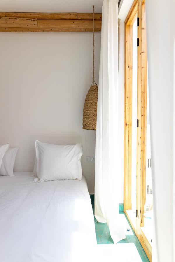 Blue Waves Boutique Hostel Tamraght Dış mekan fotoğraf