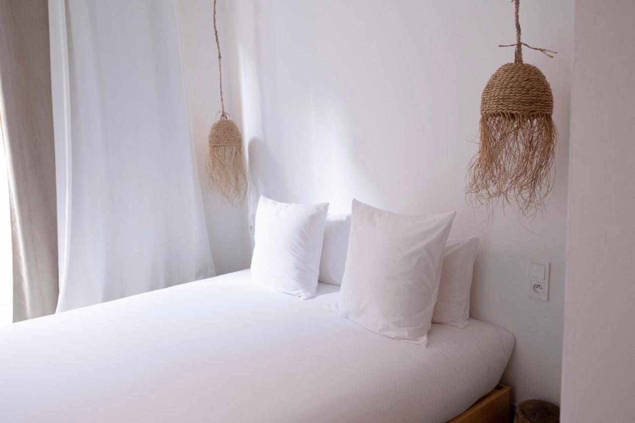 Blue Waves Boutique Hostel Tamraght Dış mekan fotoğraf