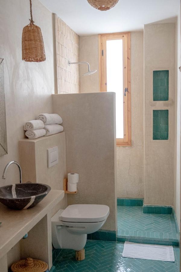 Blue Waves Boutique Hostel Tamraght Dış mekan fotoğraf