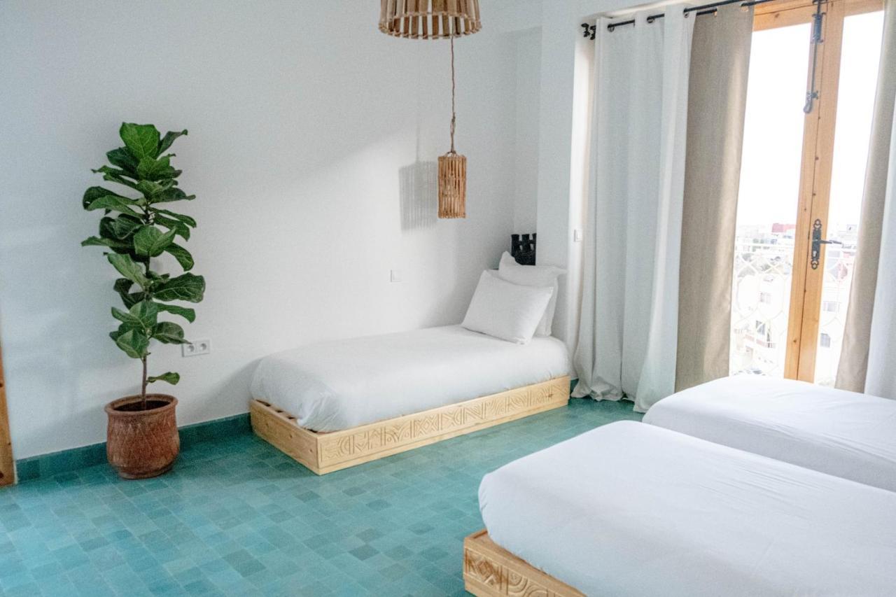 Blue Waves Boutique Hostel Tamraght Dış mekan fotoğraf